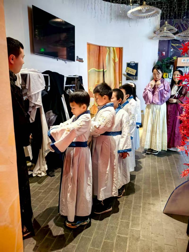 黄陵县灯光秀活动策划